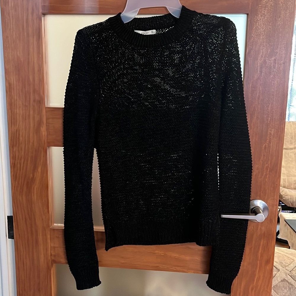 Zara Knit sweater size S